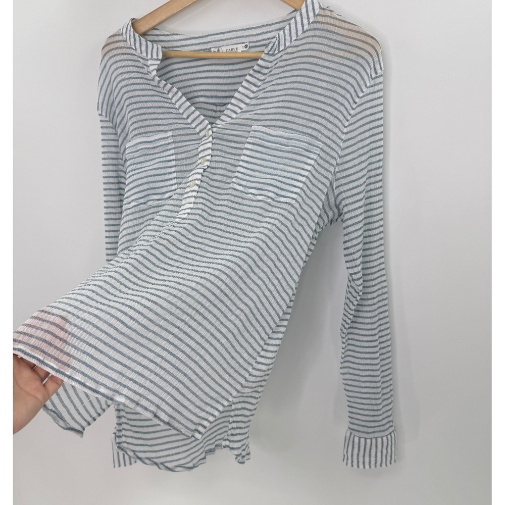 Carve Designs Lightweight Striped Top, Perfect for summer beach & lake evenings! - Picture 5 of 11